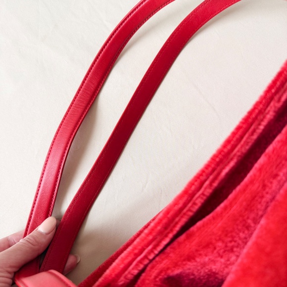 LOEWE Flamenco 2021 red mohair bag, XL - Picture 7 of 11